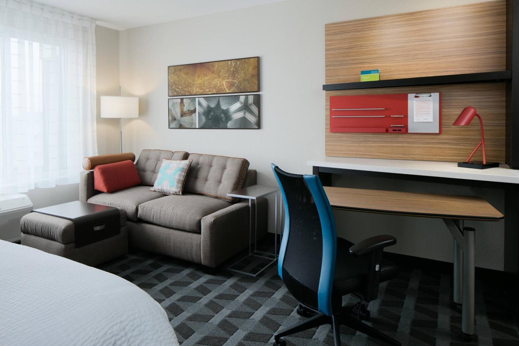 Towneplace Suites By Marriott Kansas City Airport Exterior foto